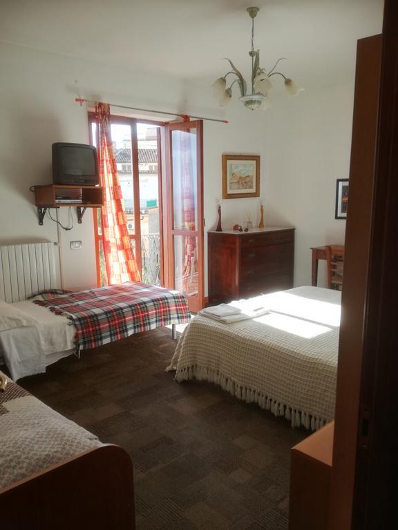 La Panoramica Bed & Breakfast วิลลาเปียนา ภายนอก รูปภาพ