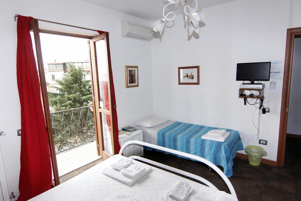 La Panoramica Bed & Breakfast วิลลาเปียนา ภายนอก รูปภาพ