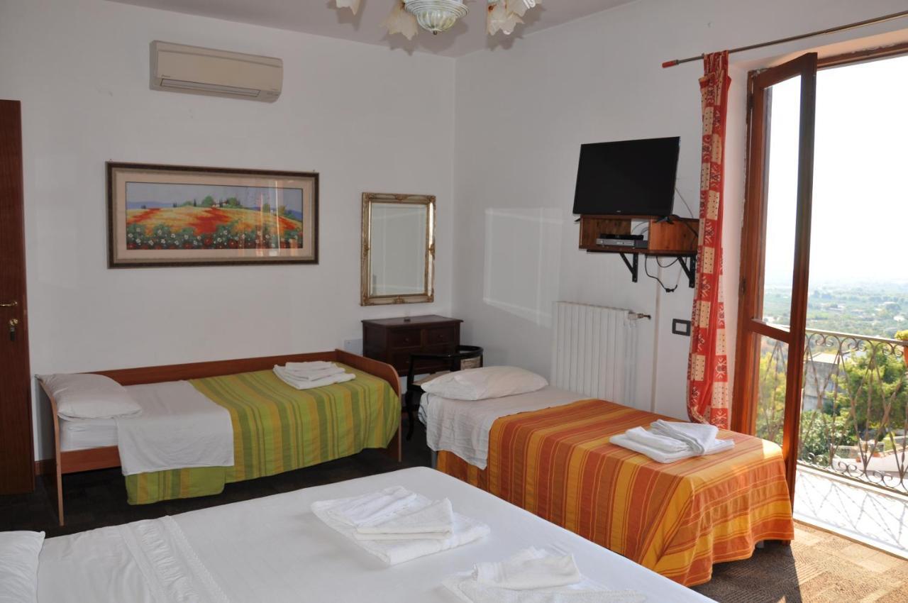 La Panoramica Bed & Breakfast วิลลาเปียนา ภายนอก รูปภาพ