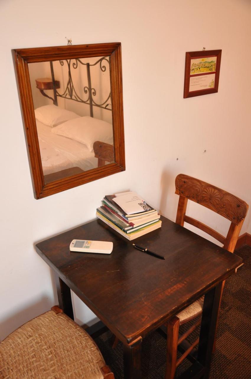 La Panoramica Bed & Breakfast วิลลาเปียนา ภายนอก รูปภาพ
